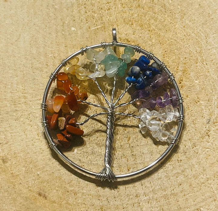 Pendentif en arbre de vie 7 chakras, 50 mm - les bijoux de thea 