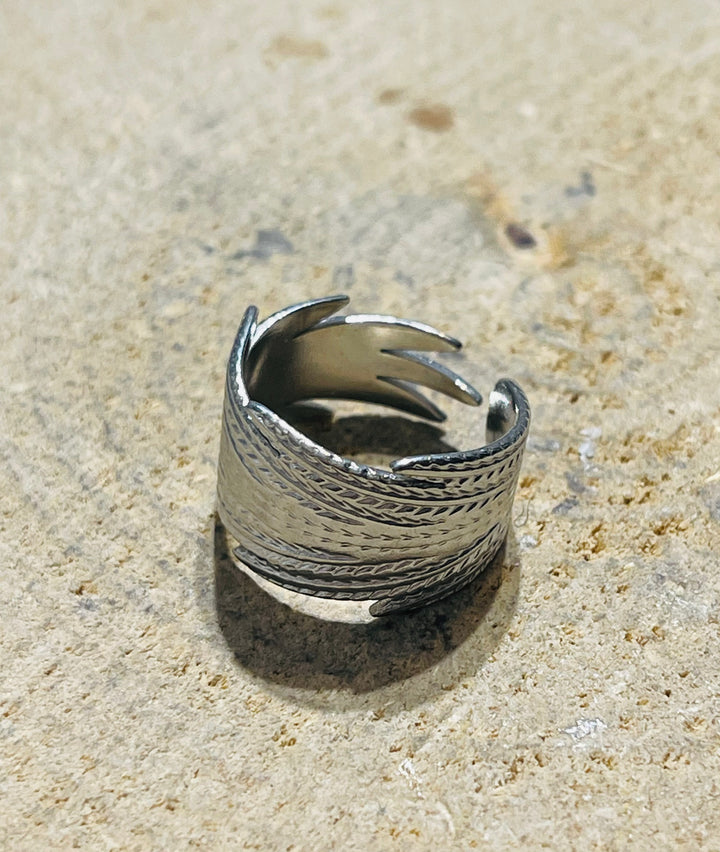 Bague Plume argentée, Taille 55-61 (réglable) - les bijoux de Thea 