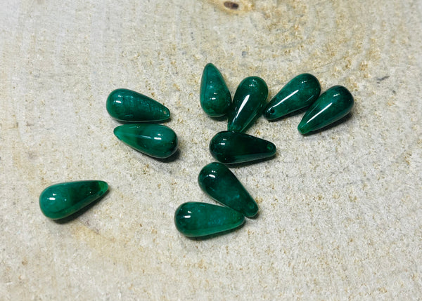 Lot de 2 Breloques / Pendentifs en Jade de Myanmar