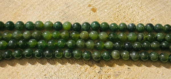 Perles en pierre naturelle en Jade Néphrite du Canada en 6 mm