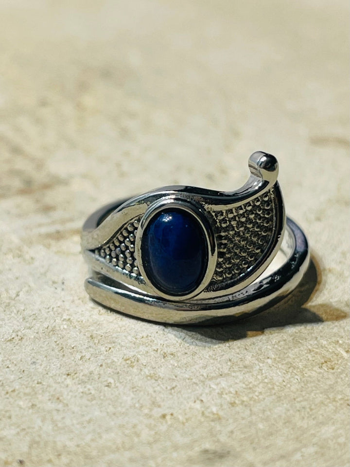 Bague en Oeil d' Horus sertie d'un Lapis lazuli, taille réglable - Les bijoux de Théa