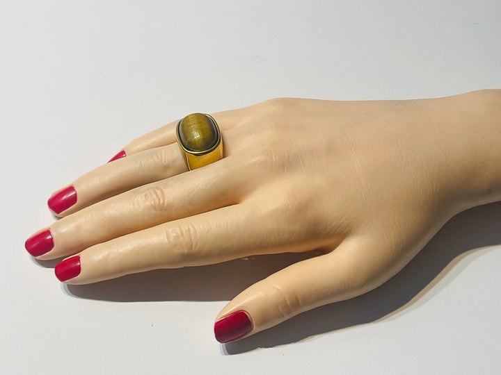 Bague en Œil de tigre ovale, Taille 56 - Les bijoux de Théa