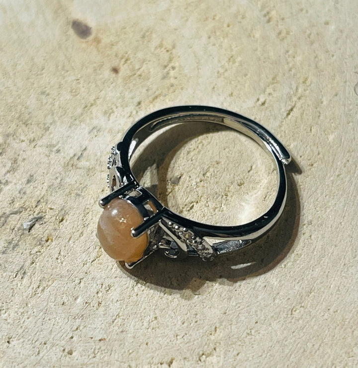 Bague en Pierre de soleil et Diamant Cz, Taille réglable - Les bijoux de Théa