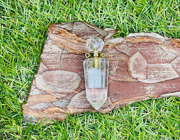 Bouteille de parfum en Cristal de roche - Les bijoux de Théa