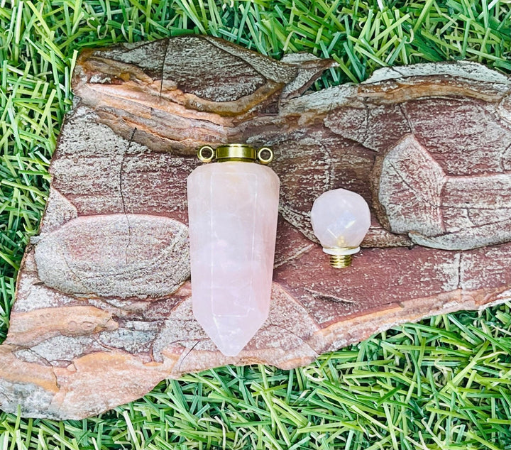 Bouteille de parfum en Quartz rose - Les bijoux de Théa