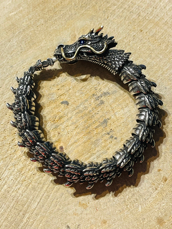 Bracelet en forme de dragon - Les bijoux de Théa