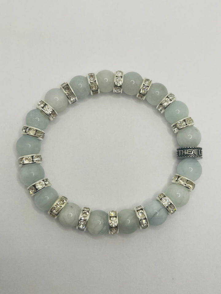 Bracelet en perles naturelles 8 mm en Aigue-Marine et strass - Les bijoux de Théa