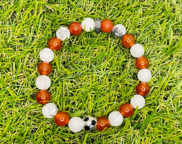 Bracelet en perles naturelles AS MONACO en Howlite, Cornaline et d’un ballon - Les bijoux de Théa