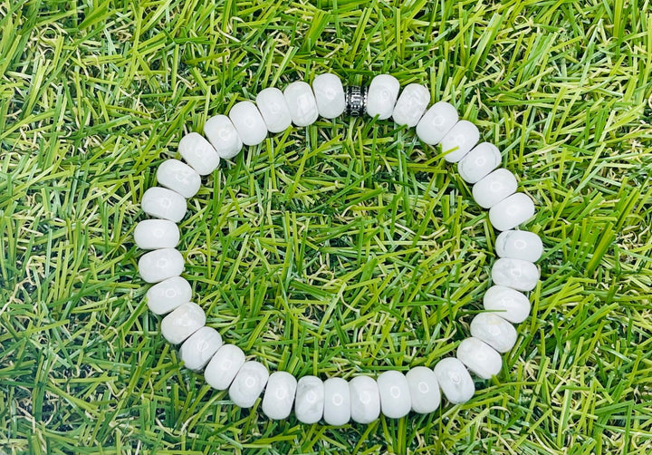 Bracelet en perles naturelles en Howlite en rondelle - Les bijoux de Théa