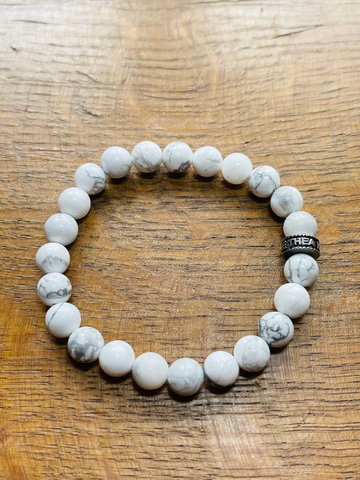 Bracelet en perles naturelles en Howlite - Les bijoux de Théa