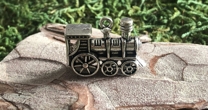 Breloque Locomotive pour bracelet - Les bijoux de Théa