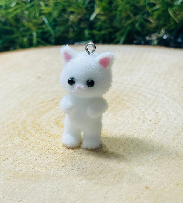 Breloque / Pendentif Chat feutrine blanc - Les bijoux de Théa