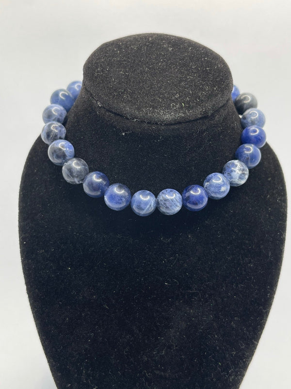 Collier de perles naturelles en Sodalite à fermoir - Les bijoux de Théa