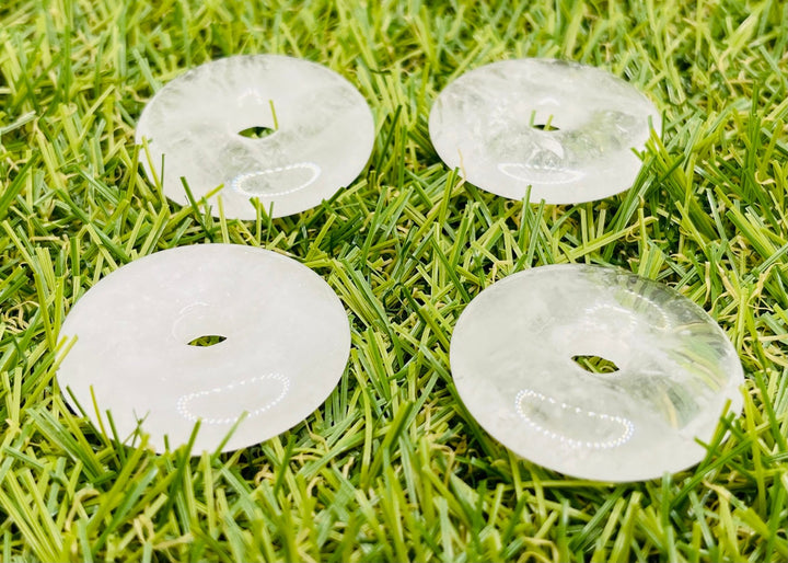 Donut / Pi chinois en Cristal de roche (quartz) - Les bijoux de Théa