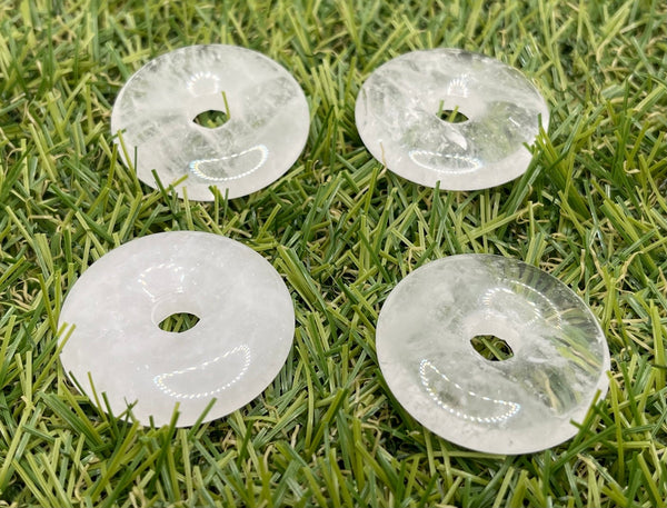 Donut / Pi chinois en Cristal de roche (quartz) - Les bijoux de Théa