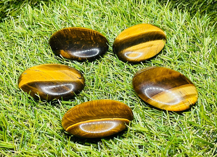 Galet cabochon en Oeil de Tigre - Les bijoux de Théa