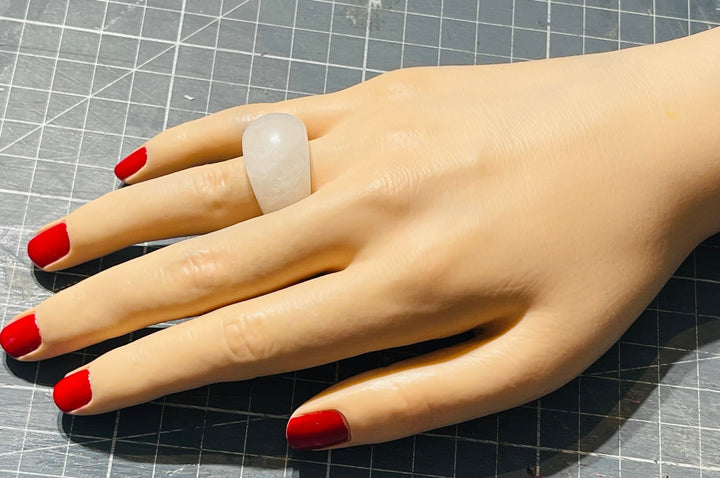 Grosse Bague en Cristal de roche - Les bijoux de Théa