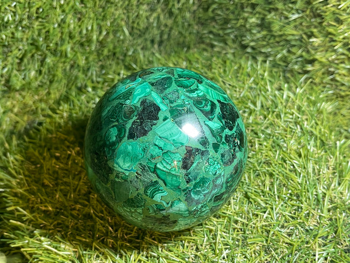 Sphère en Malachite 80 mm - Les bijoux de Théa