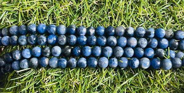 Perles naturelles en Sodalite bleue claire en 6 mm