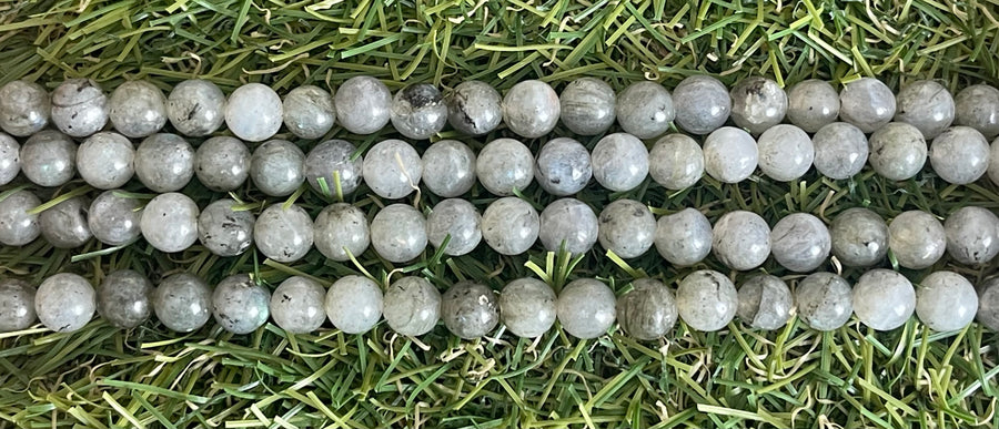 Perles naturelles en Labradorite claire en 6 mm - Les bijoux de Théa