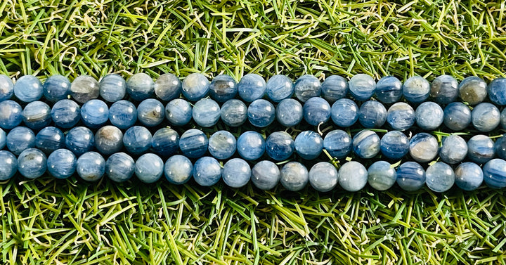 Perles naturelles en Cyanite en 6 mm - Les bijoux de Théa