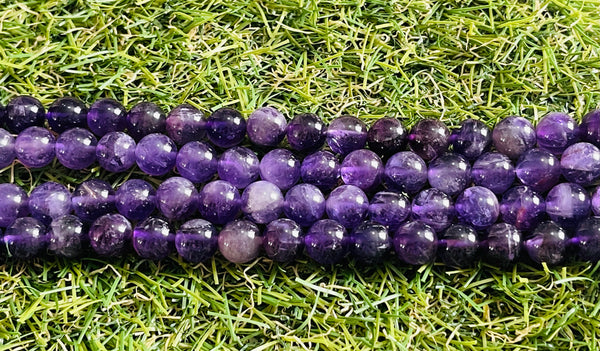 Perles en Améthyste Naturelle – Ronde 4mm - Grade AB - 39cm Perles en Améthyste Naturelle – Ronde 4mm - Grade AB - 39cm