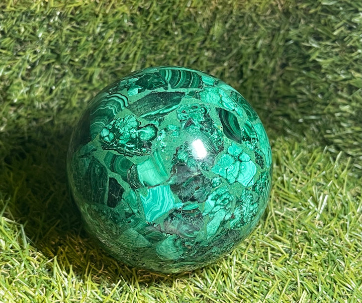 Sphère en Malachite 80 mm - Les bijoux de Théa