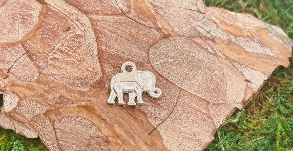 Lot de 5 breloques Eléphant pour bracelet - Les bijoux de Théa