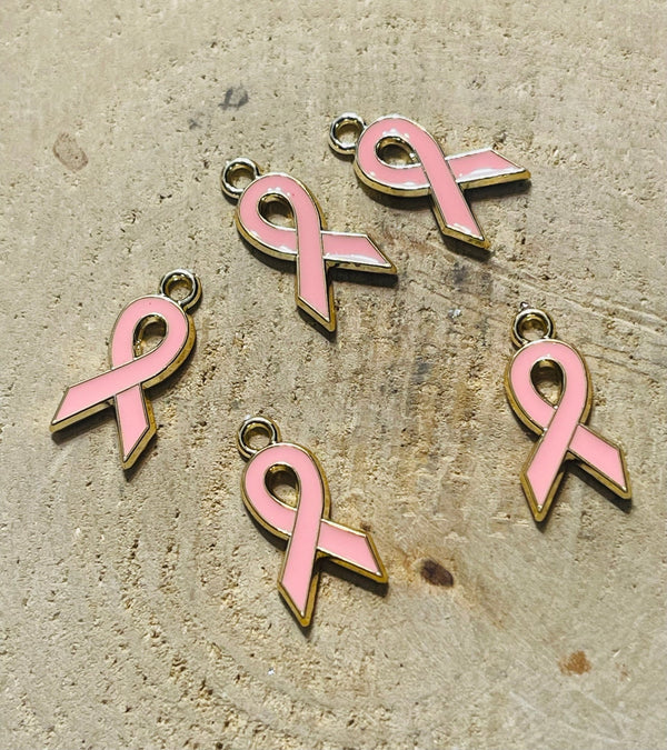 Lot de 5 breloques Ruban rose pour bracelet - Les bijoux de Théa