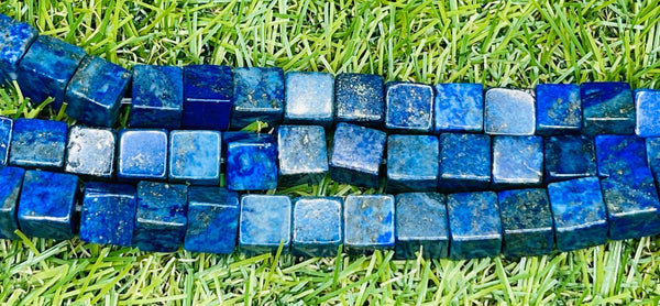 Lot de 5 Perles naturelles cube en Lapis lazuli - Les bijoux de Théa