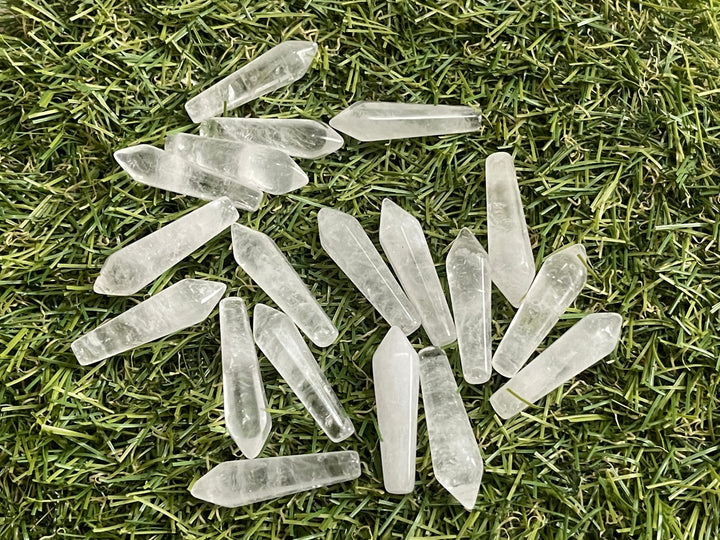 Lot de 5 Prismes en Cristal de Roche (quartz) - Les bijoux de Théa