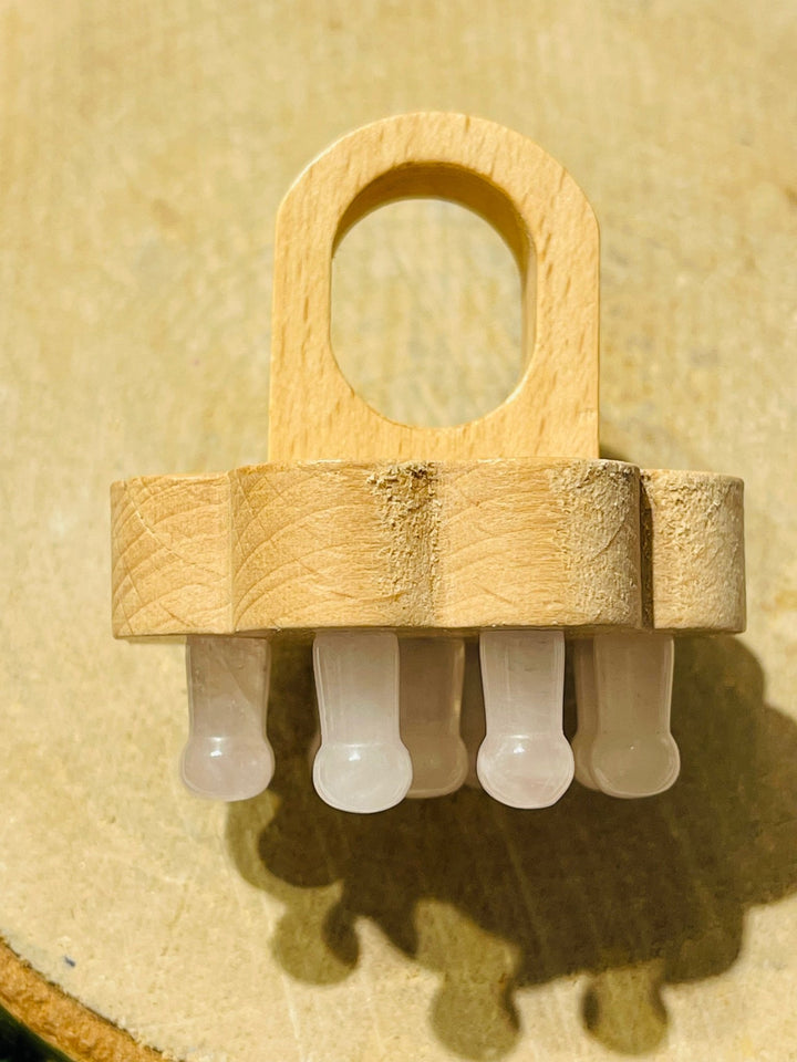 Outil de massage en Quartz rose - Les bijoux de Théa