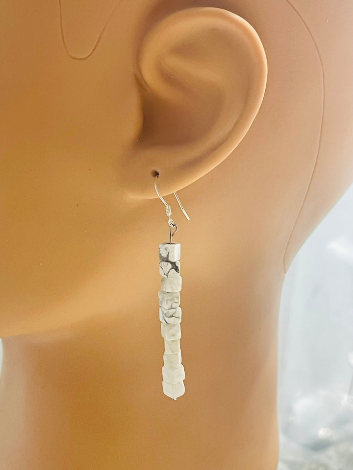 Paire de Boucles d’oreilles Argent 925 pendantes en Howlite - Les bijoux de Théa