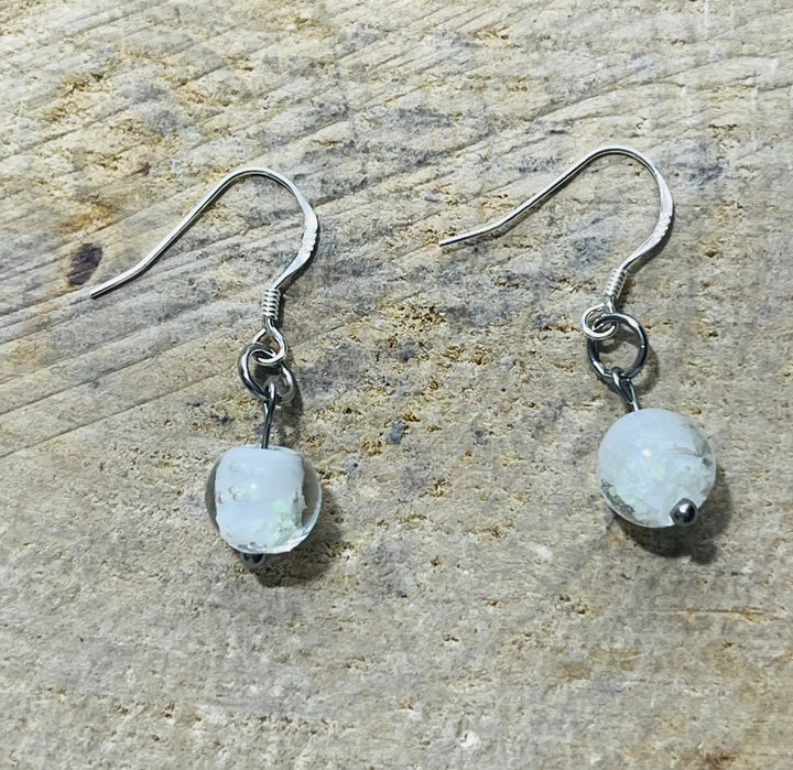 Paire de boucles d'oreilles en Argent 925 et perles Lumineuses blanches - Les bijoux de Théa