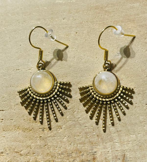 Paire de boucles d’oreilles Soleil en Cristal de roche - Les bijoux de Théa