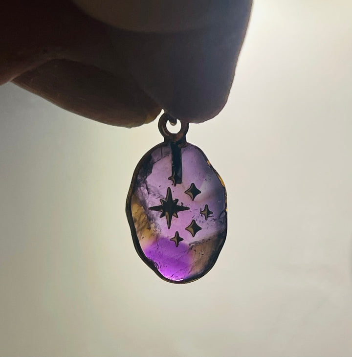 Pendentif Amethyste étoiles dorées - Les bijoux de Théa