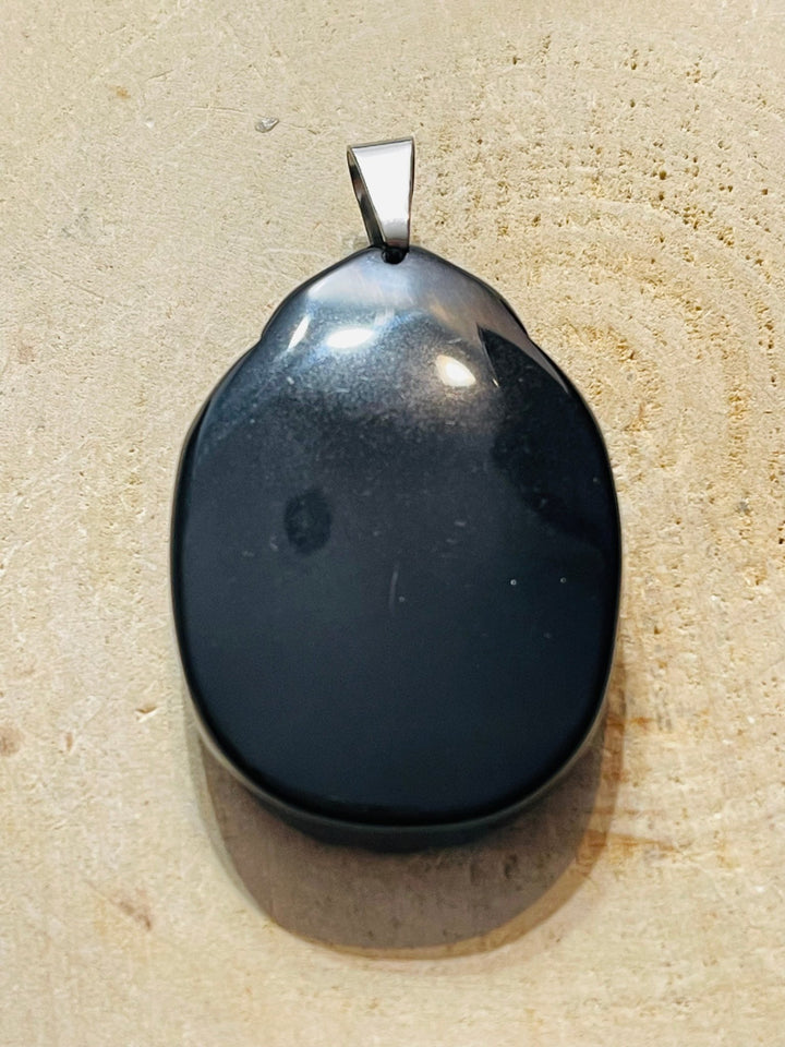 Pendentif Amulette Bouddha Lotus en Obsidienne noire - Les bijoux de Théa