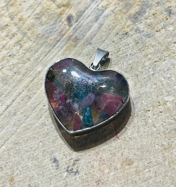 Pendentif avec Tourmaline multicolore en forme de cœur - Les bijoux de Théa