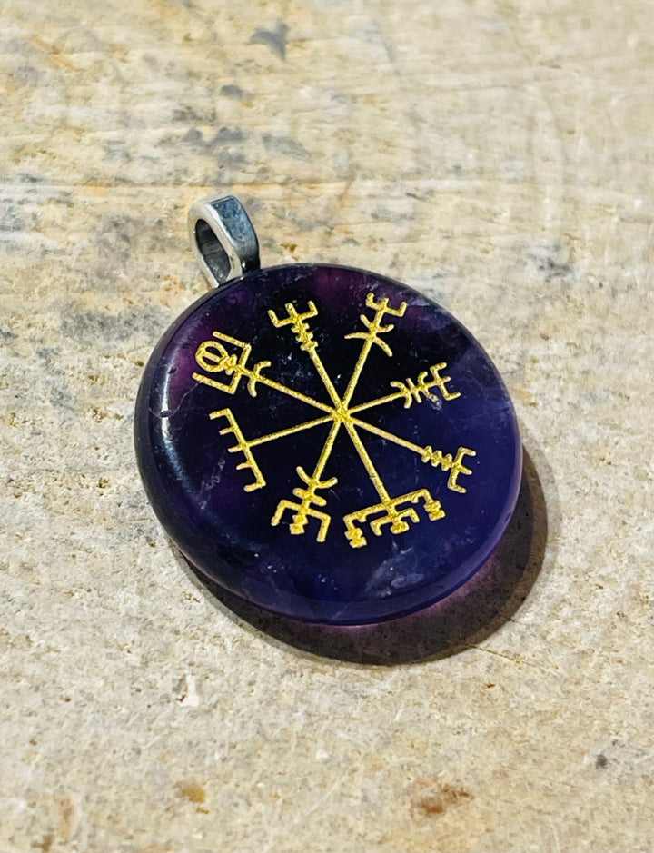 Pendentif boussole viking en améthyste - Les bijoux de Théa