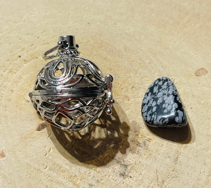Pendentif cage boule pour pierre naturelle - Les bijoux de Théa