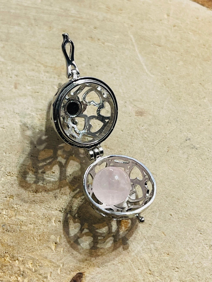 Pendentif cage coeurs boule pour pierre naturelle - Les bijoux de Théa