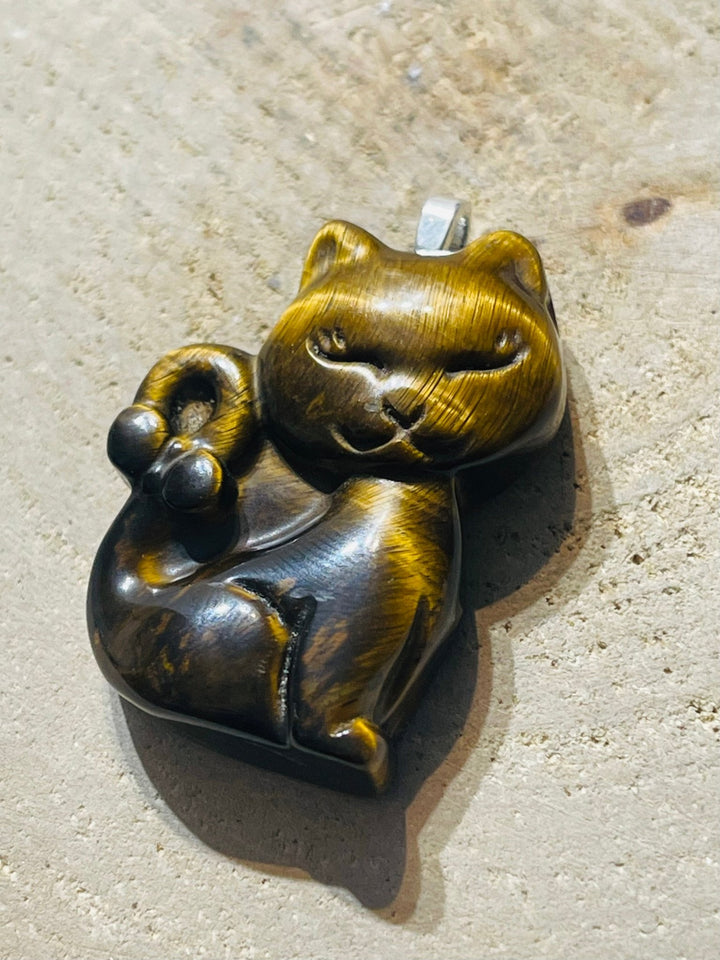 Pendentif Chat en Œil de tigre - Les bijoux de Théa