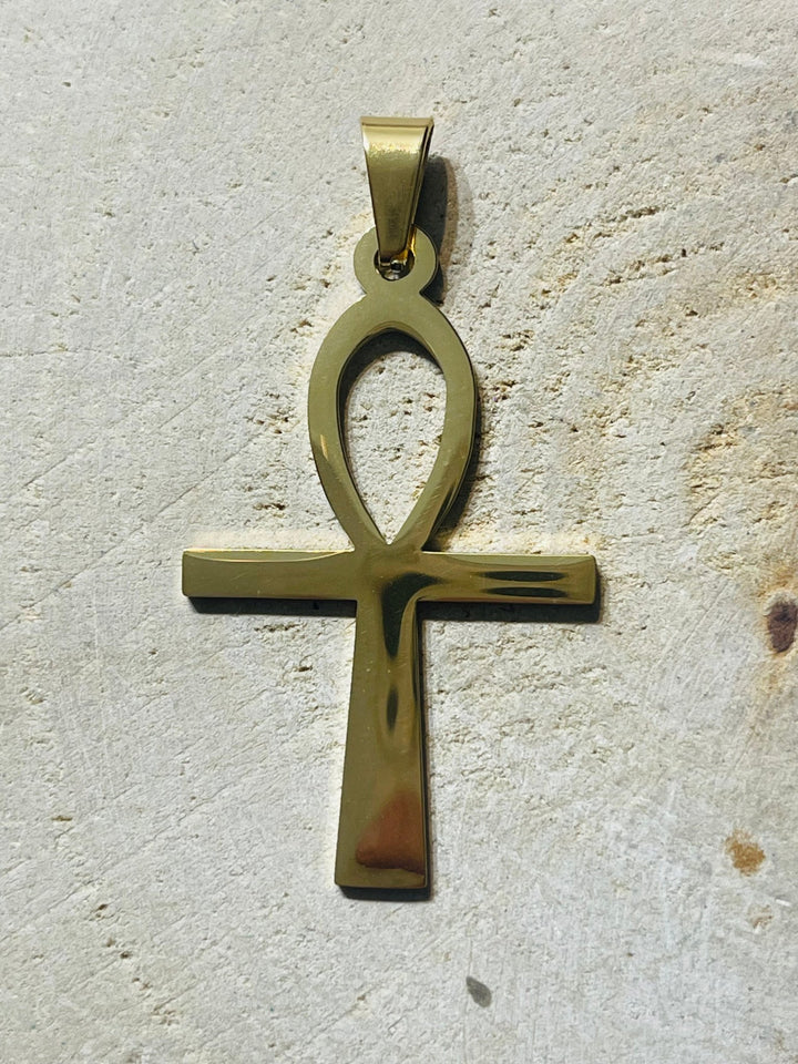 Pendentif Croix Égyptienne dorée en acier inoxydable - Les bijoux de Théa