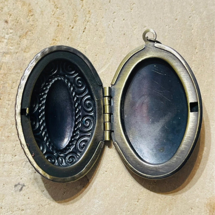 Pendentif double porte photo bronzé (3) - Les bijoux de Théa