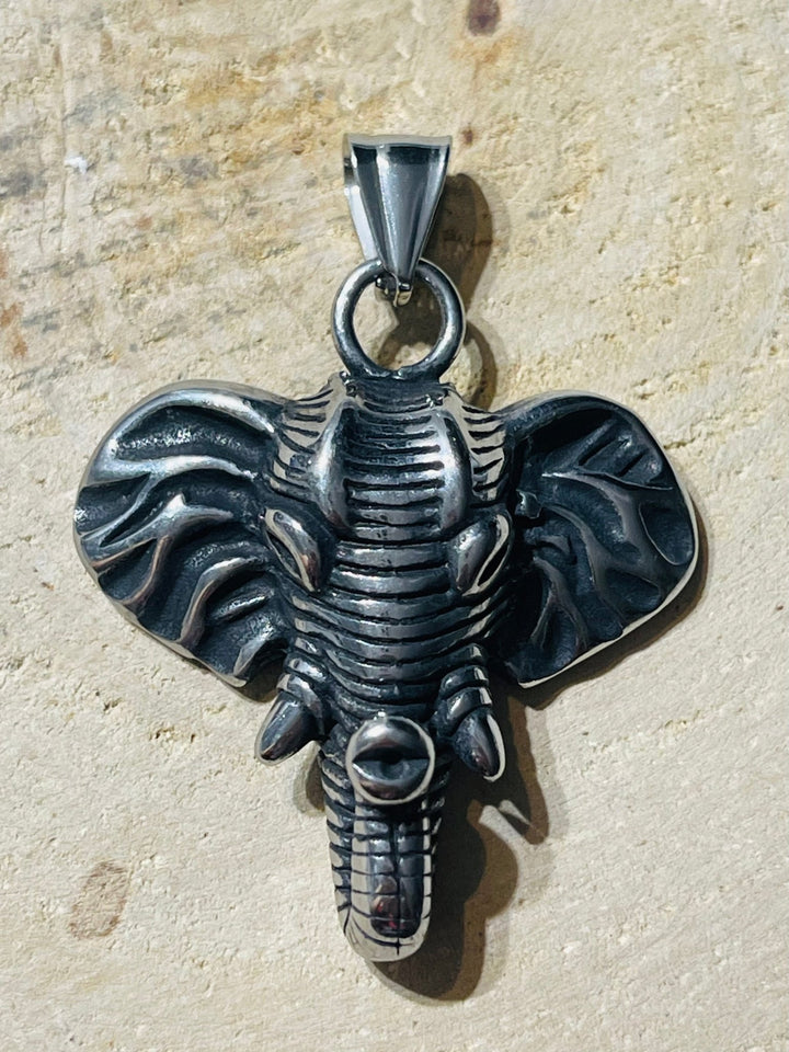 Pendentif Éléphant en acier inoxydable - Les bijoux de Théa