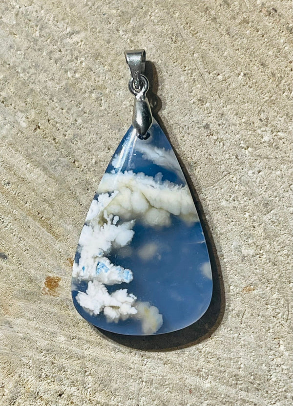 Pendentif en Agate Plume - Les bijoux de Théa
