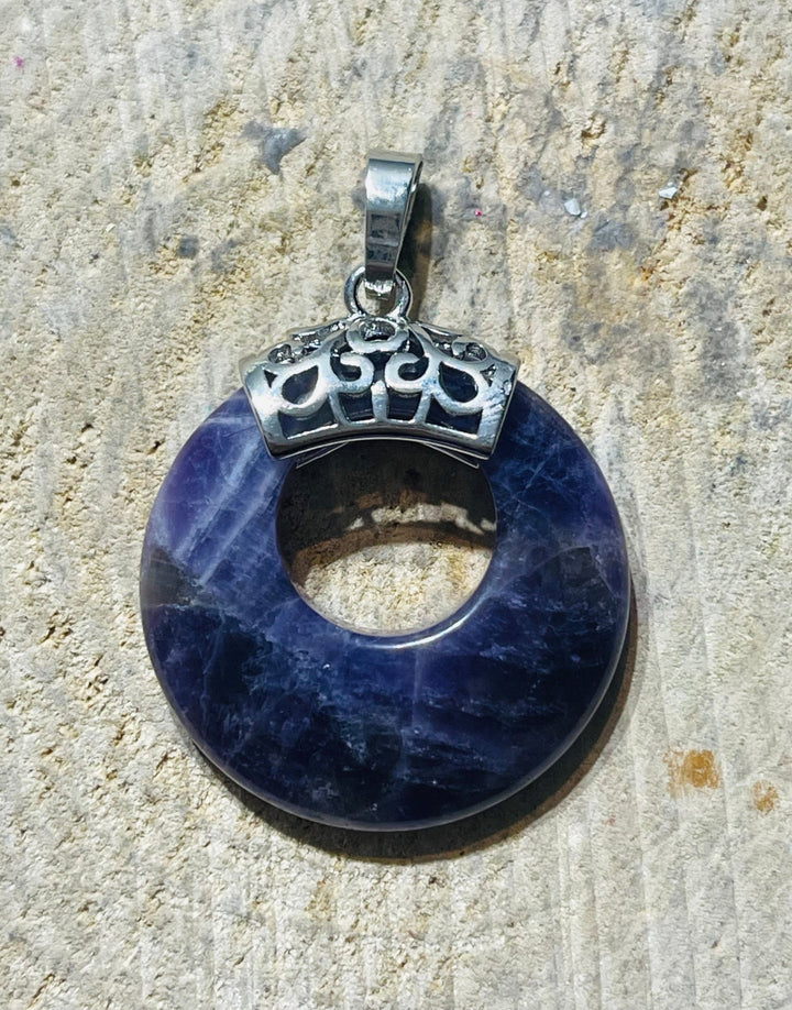 Pendentif en améthyste donut - Les bijoux de Théa