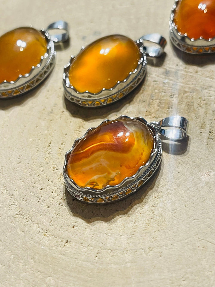 Pendentif en Cornaline - Les bijoux de Théa