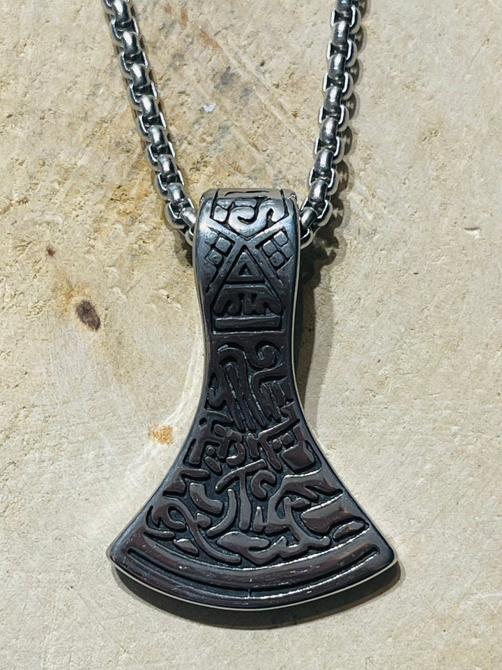 Pendentif en forme de hache viking nordique en acier inoxydable et sa chaîne - Les bijoux de Théa