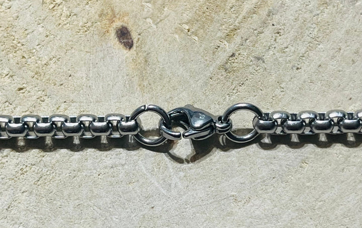 Pendentif en forme de hache viking nordique en acier inoxydable et sa chaîne - Les bijoux de Théa